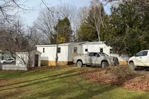 63 Cedar St, Dover Foxcroft, ME 04426 - Photo 6