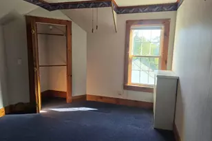 604 Franklin St, Rumford, ME 04276 - Photo 4