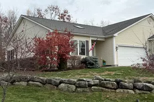 36 Kathryn Ln, Bangor, ME 04401 - Photo 4