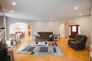 18 Victoria Ln, Windham, ME 04062 - Photo 10