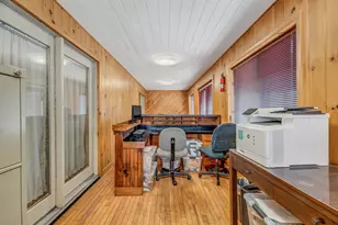 287 E Main St, Dover Foxcroft, ME 04426 - Photo 10