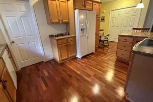 74 Macintosh Ln, Old Orchard Beach, ME 04064 - Photo 8