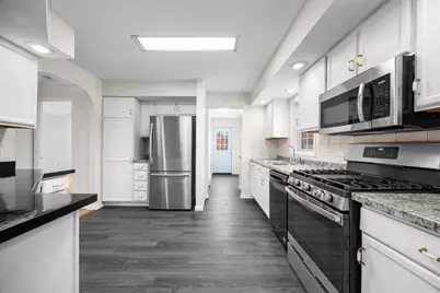 202 Pearl Street, Bangor, ME 04401 - Photo 16