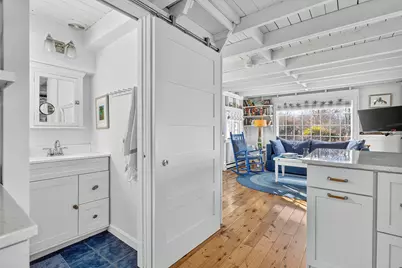562 Island Avenue, Portland, ME 04108 - Photo 10