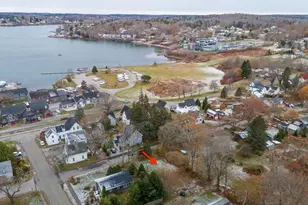 27 South St, Rockland, ME 04841 - Photo 1