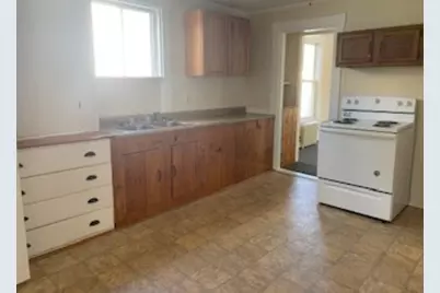 14 Dinsmore Street, Skowhegan, ME 04976 - Photo 10