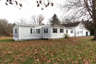 367 Main St, Vassalboro, ME 04989 - Photo 2