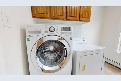 233 Middle Street, Farmington, ME 04938 - Photo 8
