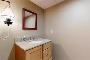 233 Middle St, Farmington, ME 04938 - Photo 36