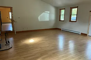 26 Clark St, Thomaston, ME 04861 - Photo 10