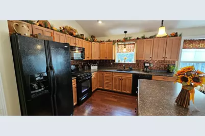 430 E Side Trail, Oakland, ME 04963 - Photo 10