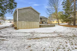 8 Roberta St, Farmingdale, ME 04344 - Photo 6