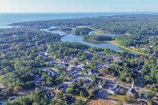 294 York St, York, ME 03909 - Photo 4