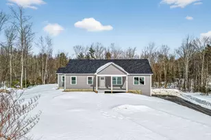 8 Hummingbird Ln, Sanford, ME 04073 - Photo 2