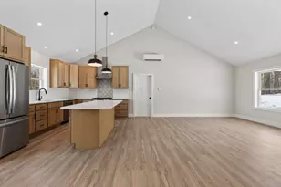 8 Hummingbird Ln, Sanford, ME 04073 - Photo 12