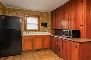 55 Osgood Ave, Mexico, ME 04257 - Photo 6