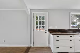 114 Narragansett St, Gorham, ME 04038 - Photo 2