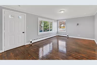 114 Narragansett Street, Gorham, ME 04038 - Photo 16