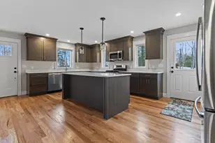 1 Friendly Way, Windham, ME 04062 - Photo 8