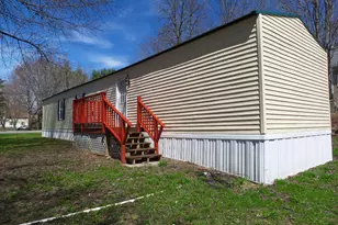 17 Maple St, Vassalboro, ME 04989 - Photo 20