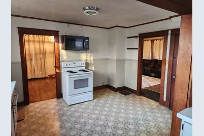 7 Beacon Street, Livermore Falls, ME 04254 - Photo 10