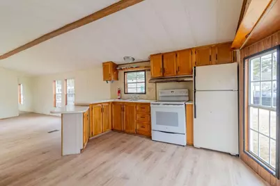 17 Tufton Street, Brunswick, ME 04011 - Photo 2