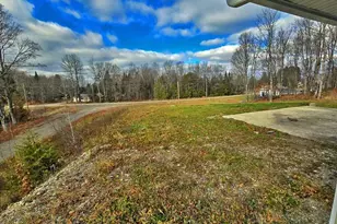 301 Foxcroft Rd, Houlton, ME 04730 - Photo 2