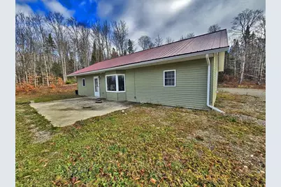 301 Foxcroft Road, Houlton, ME 04730 - Photo 4