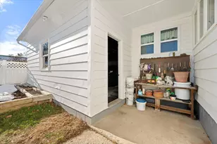 54 Rhode Island Ave, Millinocket, ME 04462 - Photo 50