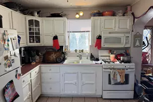 42 Waldo St, Millinocket, ME 04462 - Photo 6