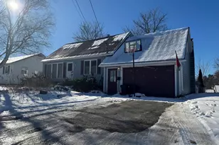 42 Waldo St, Millinocket, ME 04462 - Photo 2