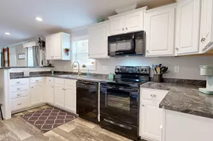 962 Main St, Monmouth, ME 04259 - Photo 4