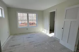 17 Murray Dr, Raymond, ME 04071 - Photo 8