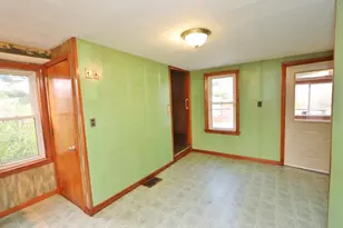 71 Dillingham St, Bangor, ME 04401 - Photo 10