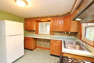 71 Dillingham St, Bangor, ME 04401 - Photo 8