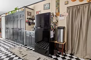 1881 Washington Rd, Waldoboro, ME 04572 - Photo 10