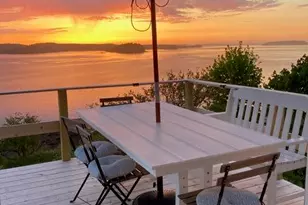 77 Johnson St, Lubec, ME 04652 - Photo 14