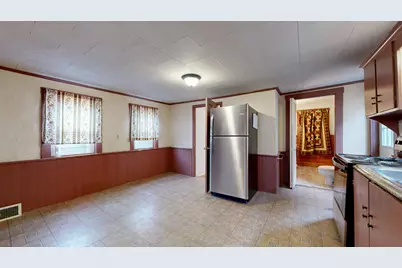 8 Howe Street, Lewiston, ME 04240 - Photo 8