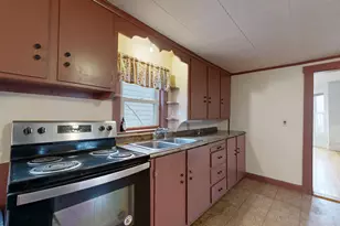 8 Howe St, Lewiston, ME 04240 - Photo 10