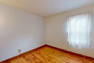 8 Howe St, Lewiston, ME 04240 - Photo 20