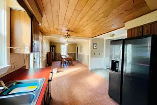 516 Greenwood Rd, Norway, ME 04268 - Photo 6