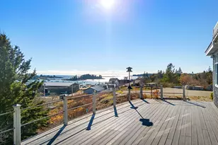 38 W Main W Main St, Vinalhaven, ME 04863 - Photo 8