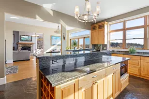 38 W Main W Main St, Vinalhaven, ME 04863 - Photo 12