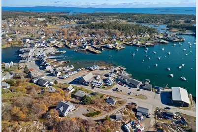 38 W. Main W Main Street #1, Vinalhaven, ME 04863 - Photo 42