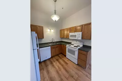 22 Burrill Street, Fairfield, ME 04937 - Photo 6