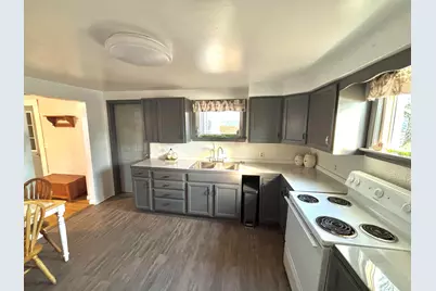 8 Western Avenue, East Millinocket, ME 04430 - Photo 14