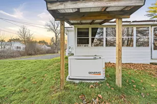 158 Pleasant St, Clinton, ME 04927 - Photo 46