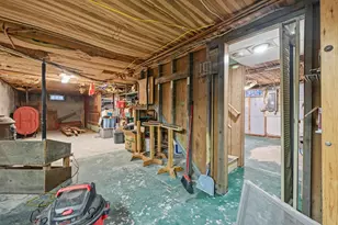 158 Pleasant St, Clinton, ME 04927 - Photo 56