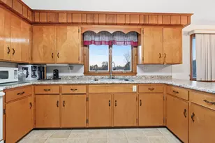 158 Pleasant St, Clinton, ME 04927 - Photo 14