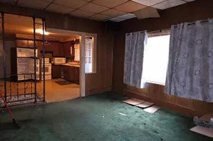 2 Flood St, Mexico, ME 04257 - Photo 2